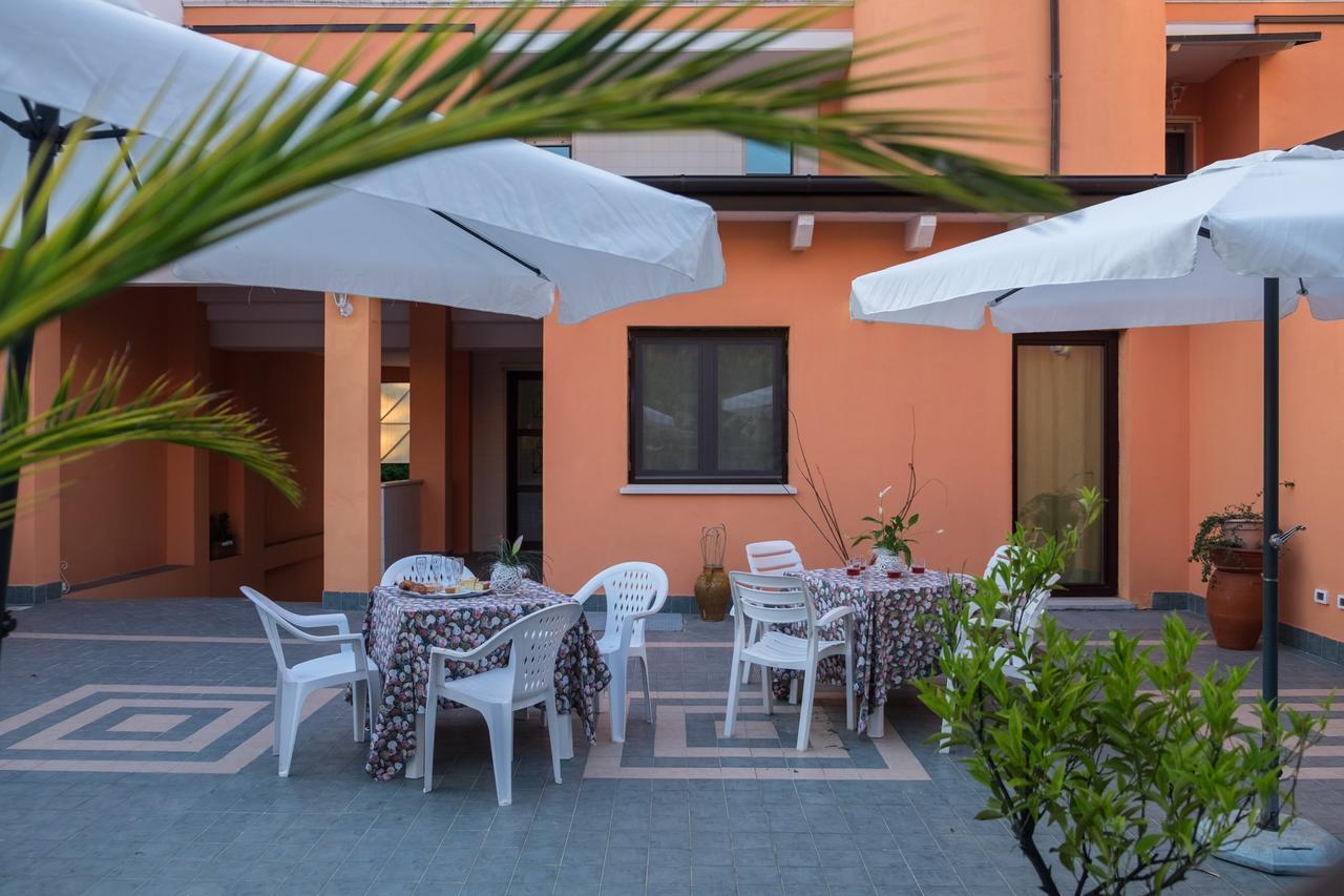 Geo House Bed and Breakfast Termoli Exteriör bild